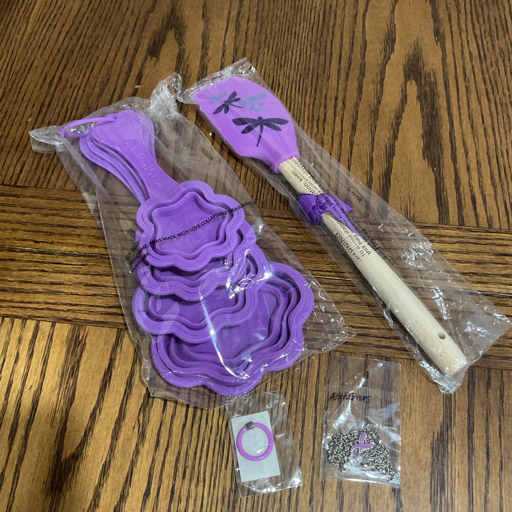 ALZHEIMERS Measuring Cups, Spatula, Ring, heart, rhinestones & ribbon necklace